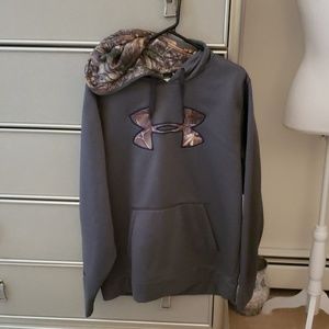 Under armor sweatshirt *mint*
